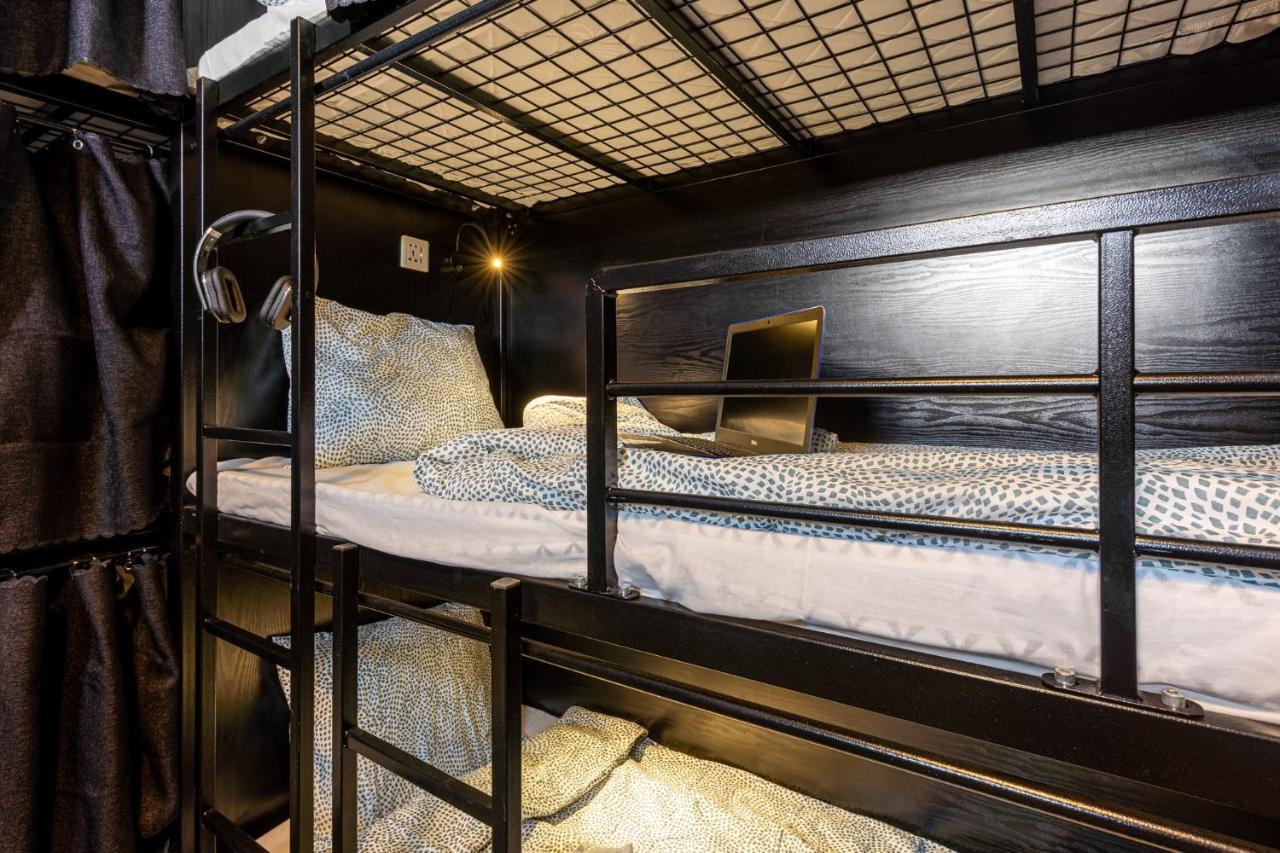 Bee Hostel Lemesós Eksteriør bilde